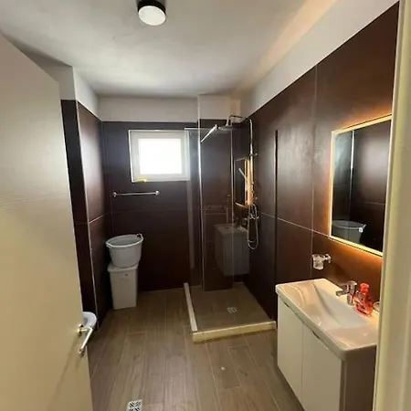 5th Floor Sea View Qerret 아파트 골렘